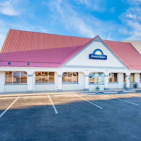 Days Inn By Wyndham Wilmington / University Esterno foto